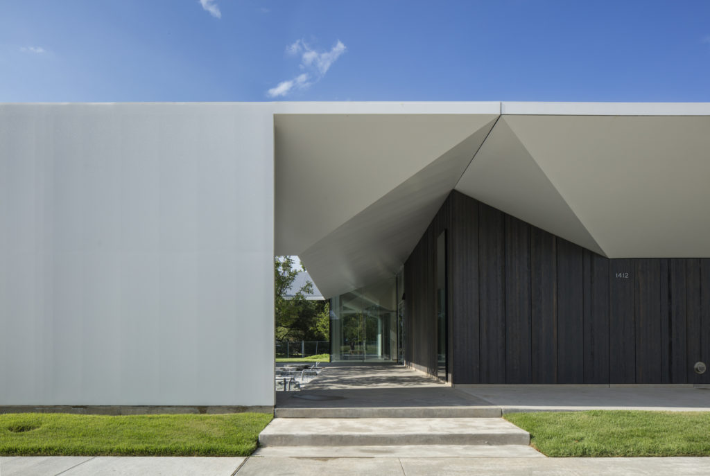 The Menil Drawing Institute is an understated, albeit important building — so Menil-ian in its character. 