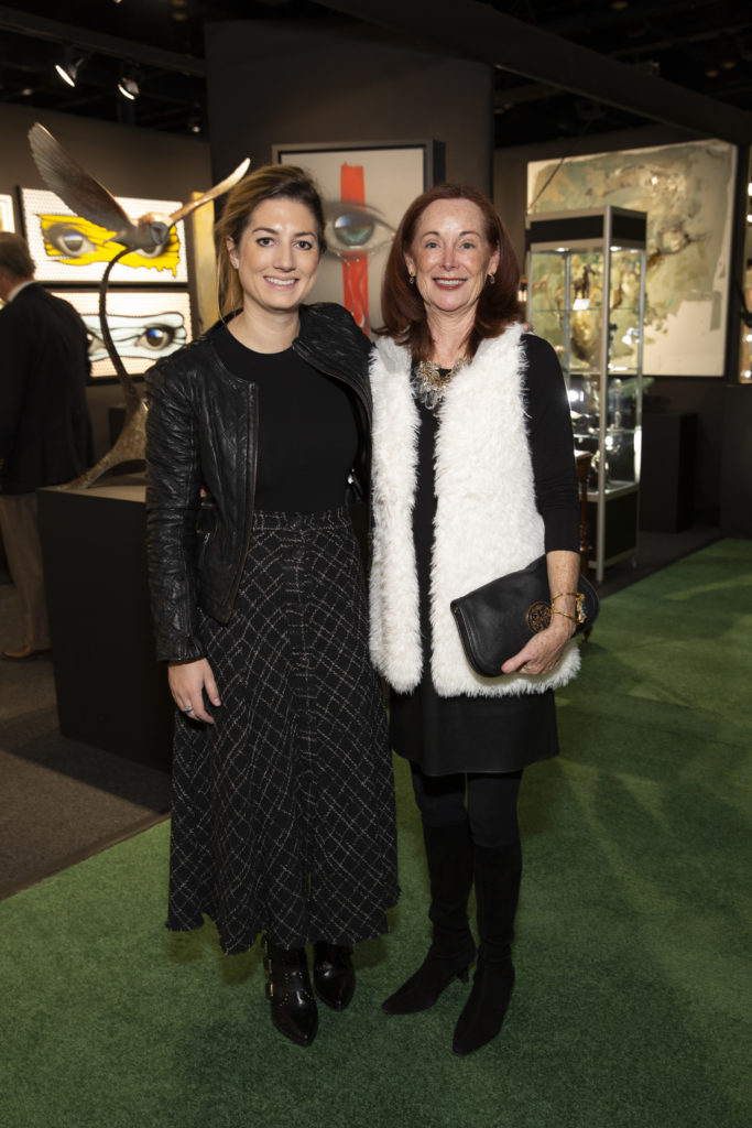 Ashton Hawk, Ruth Hawk