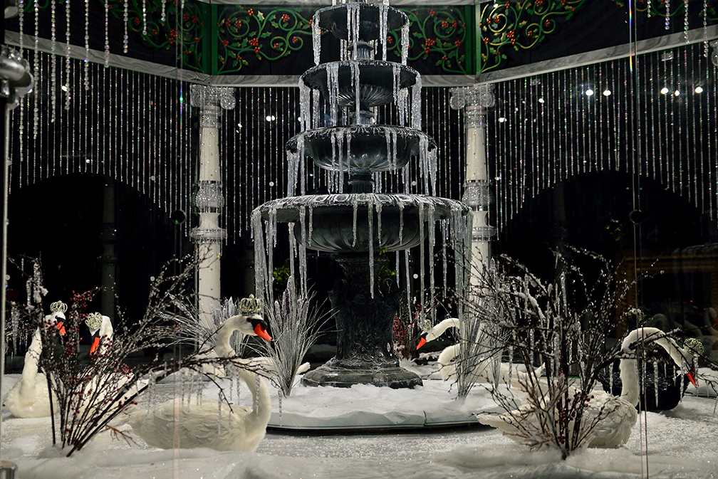Christmas Comes to Life at Dallas Arboretum Decked Out Gazebos and