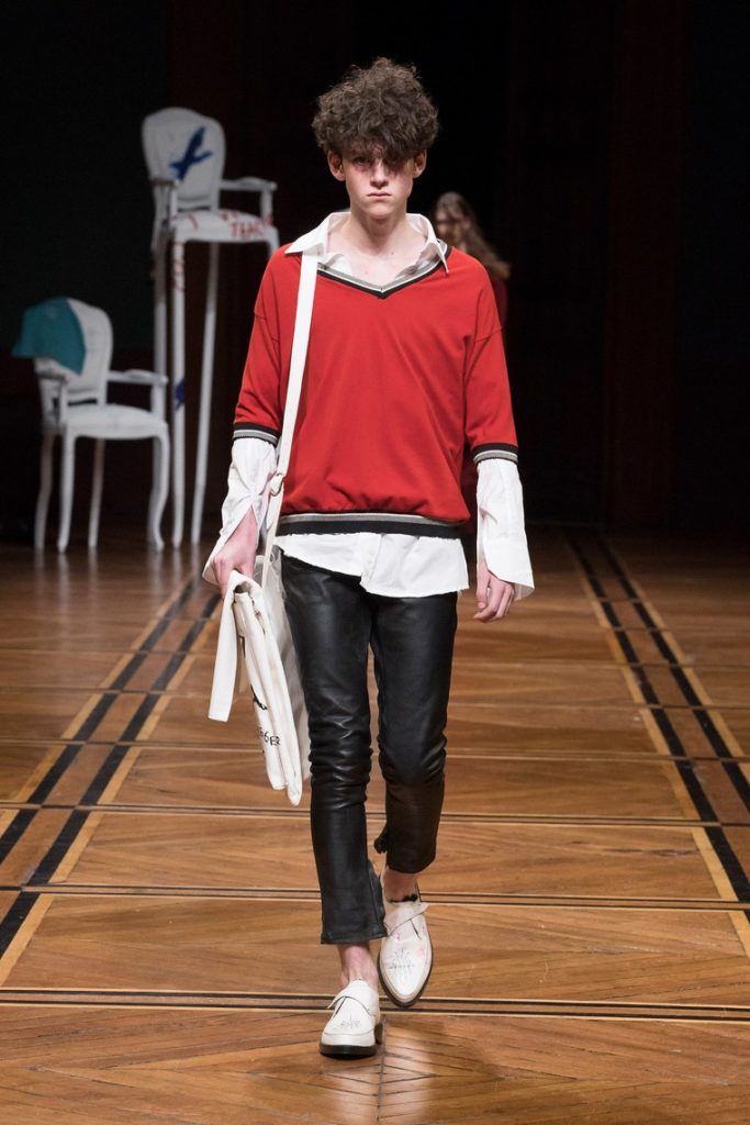 Enfants Riches Déprimés makes for the ideal outfit for the Grapevine.