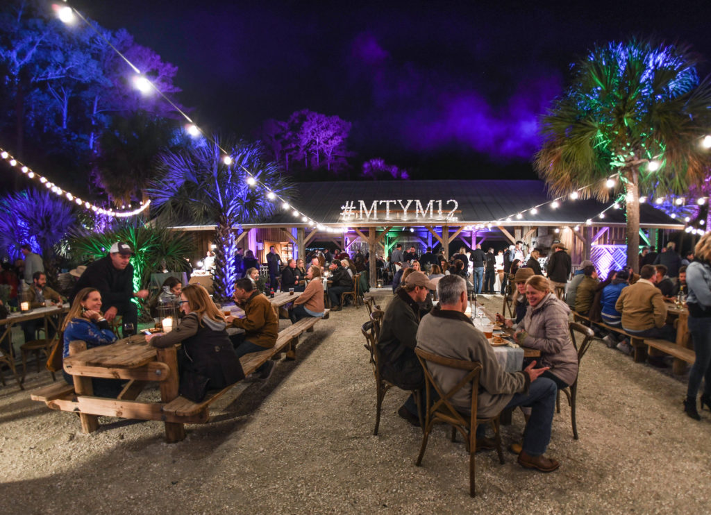 The weekend's final event was a traditional southern oyster roast. (Photo by Bonjwing Lee)