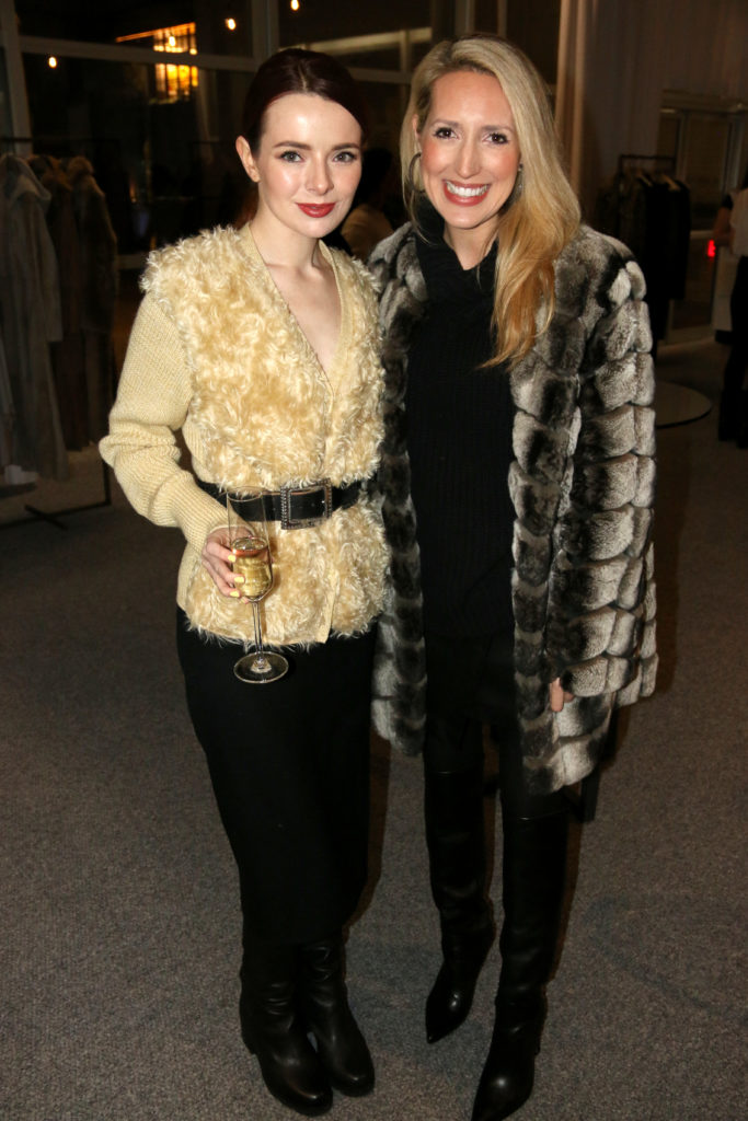 Jane Aldrige, Krystal Schlegel