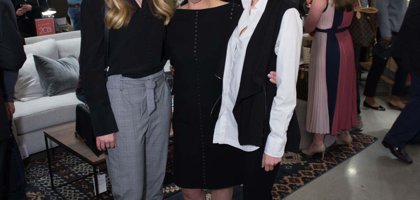 Madelon Devaney, Sarah Eilers, Paola Neri