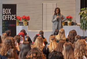 michelle obama dallas surprise