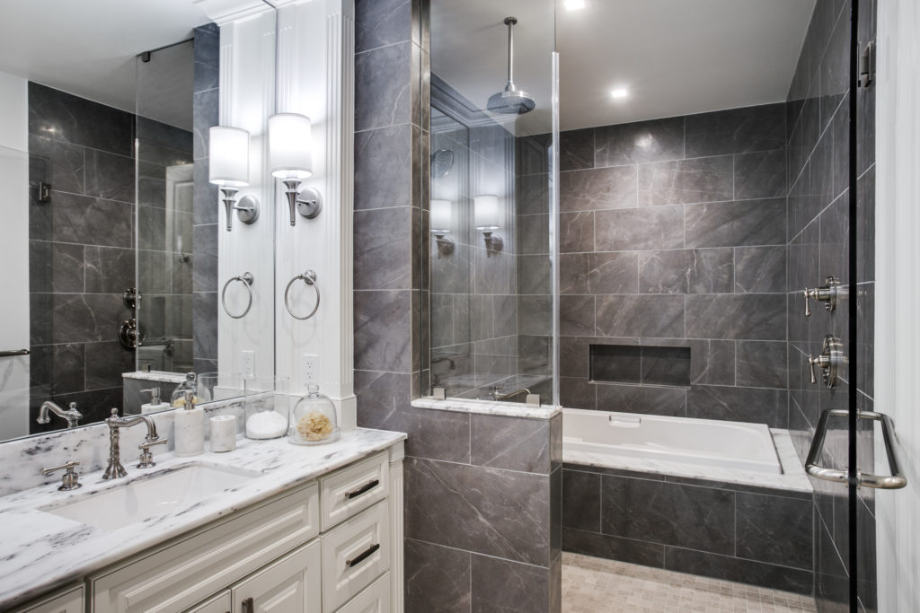 The McKenzie is a high-rise where pampering is the norm.