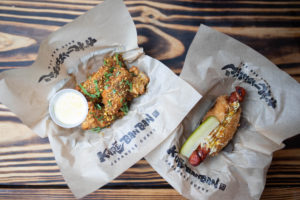 Domo Alley-Gato Coo Coo Wings_Ban Ban Dog