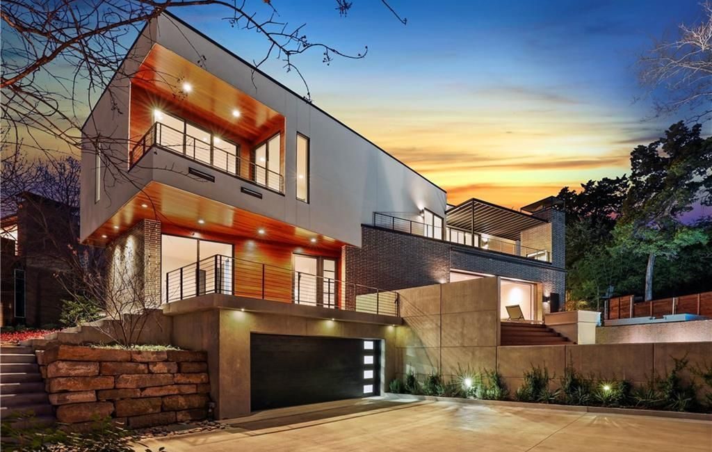 McKenzie's modern dream in Kessler Woods.