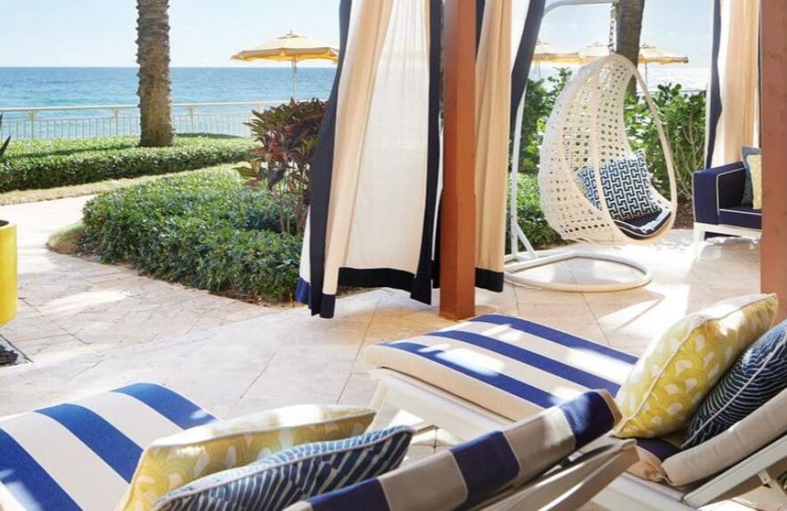 Every guest room offers private balconies. 