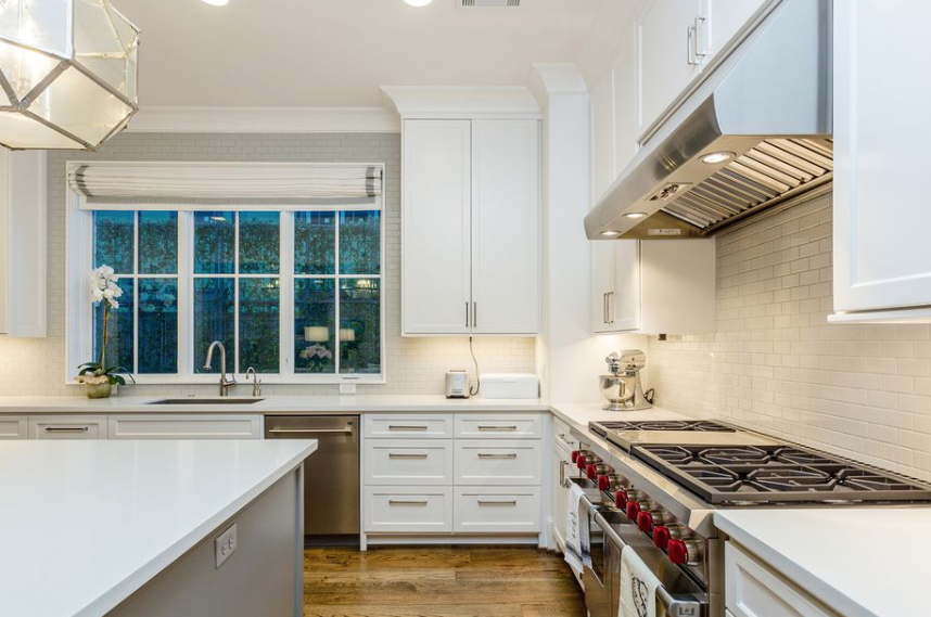 Houston S Most Fabulous Kitchens 6 Houses That Honor A Home Important Room Houston S Most Fabulous Kitchens 6, What Does A 10×10 Kitchen Include