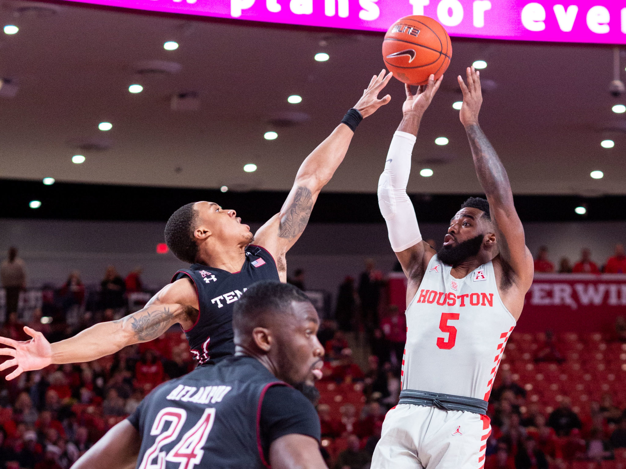 University of Houston guard Corey Davis
