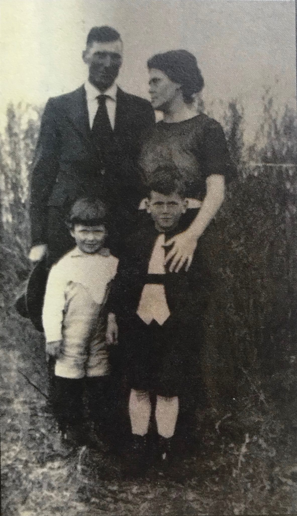 Lewell and Shirley Thompson with sons Wendell and his older brother Dean on the right. (Photo by Mary Margaret Hansen )