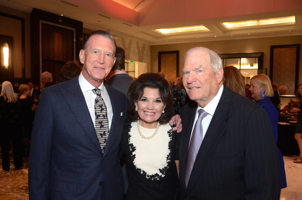 Charles Tate, Linda and Dr. Walter McReynolds at the Communities in Schools dinner at The Post Oak Hotel. (Photo by Roswitha Vogler)