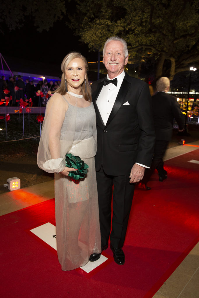 Cyndy Garza Roberts & Thomas Roberts (Photo by Jenny Antill Clifton)