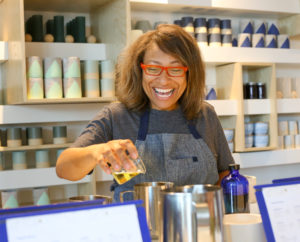 The Candle Bar Pouring