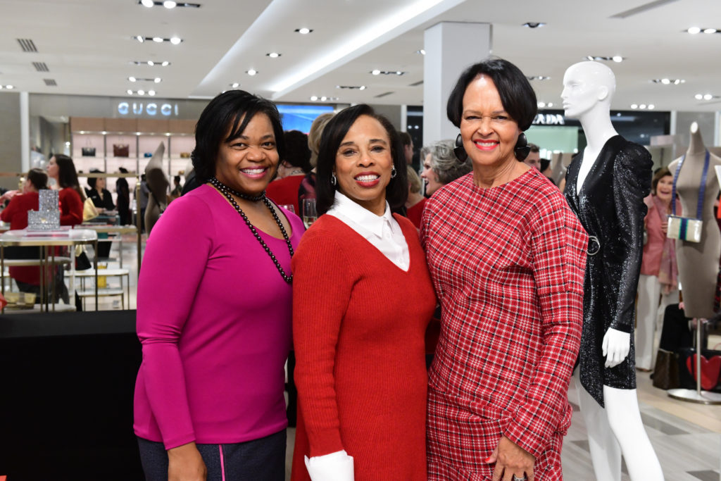 Marian Harper, Phyllis Williams, Gayla Gardner  (Photo by Daniel Ortiz)