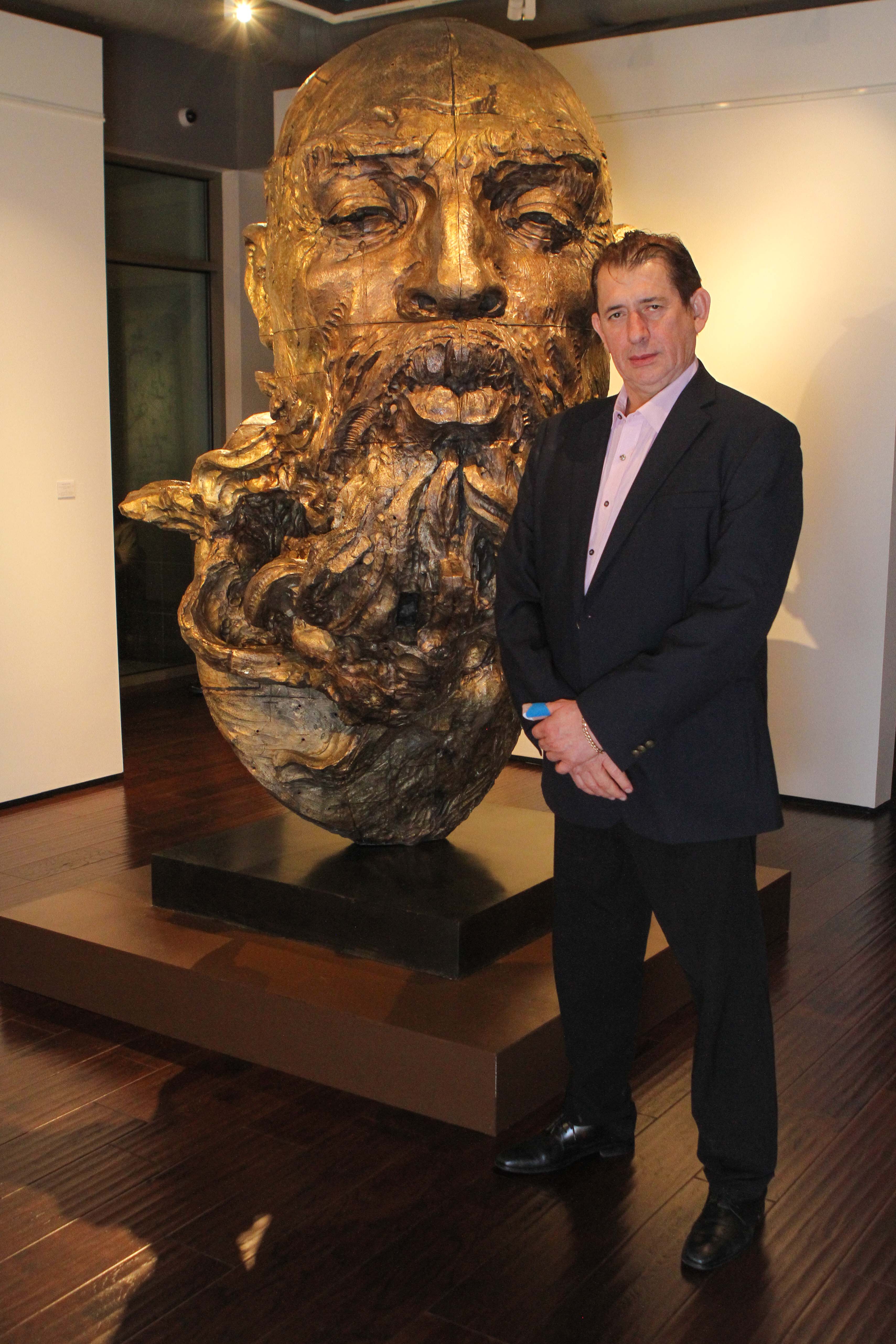 Art of the World Gallery Javier Marín exhibition opening Photo by Chris P. Bachman