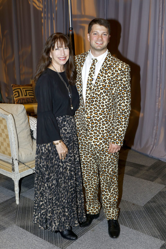 Ruth O'Donnell Mutch, Travis Andres 