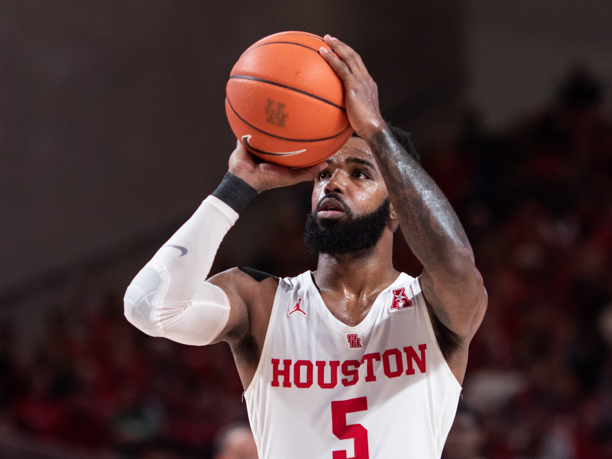 UH Cougars basketball team defeated the University of Cincinnati team at home (Photo by F. Carter Smith)