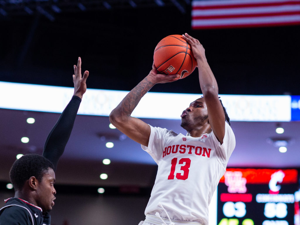 UH Cougars basketball team defeated the University of Cincinnati team at home (Photo by F. Carter Smith)
