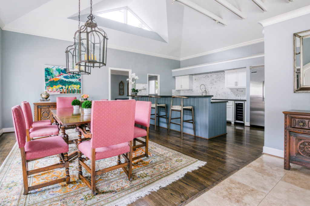 Compass' new Virtual Agent Services can take you inside a home for sale without you ever having to leave your home.