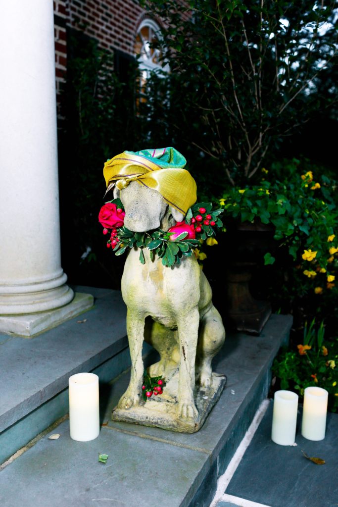 Arabian Nights dog statue (Photo by Bob Manzano)