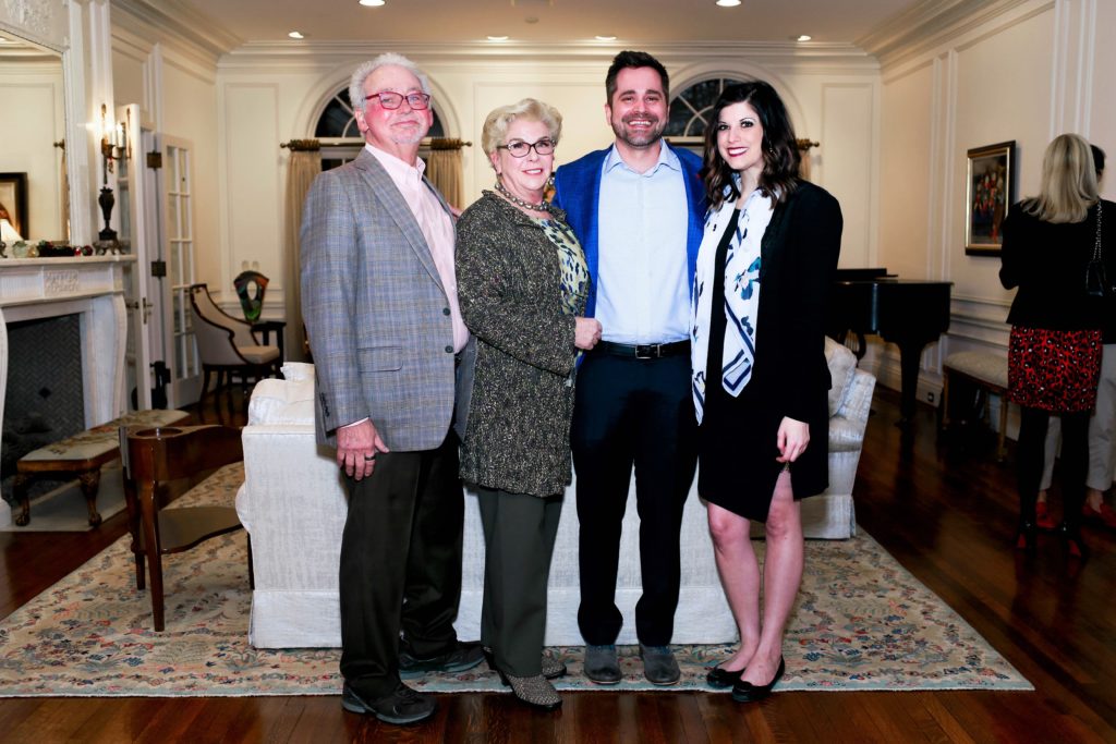 Bert Headden, Cindy Thomas, Teal and Annie Griffeth (Photo by Bob Manzano)