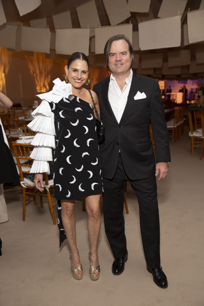 Elizabeth & Barry Young at Studio Menil's Paper Ball (Photo by Jenny Antill Clifton)