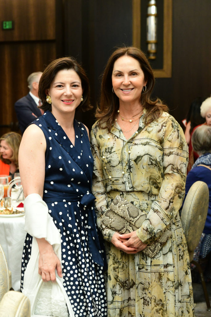 Emily Dalicandro, Julie Sanchez at the HARC Let's Talk luncheon at the Post Oak Hotel. (Photo by Daniel Ortiz)