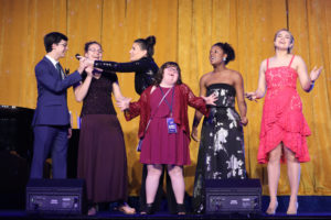 Idina Menzel and Student performers_TUTS Gala 2019_Priscilla Parish Dickson Photo