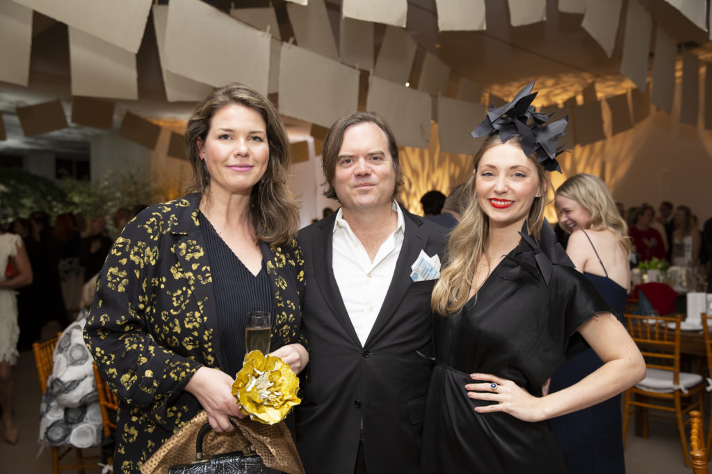 Jessica Phifer, Barry Young, Katharine Barthelme at Studio Menil's Paper Ball (Photo by Jenny Antill Clifton)