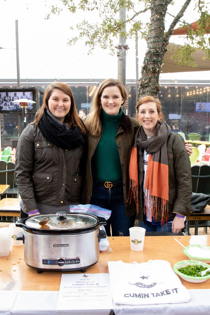 Melanie Lilienstern, Elizabeth Blount, Josephine Hill at the Casa de Esperanza Young Professional's chili cookoff at Kirby Ice House. (Photo by Meredith Flaherty Photography)