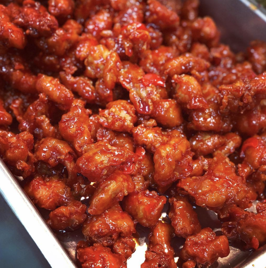 Chinese Long Sing Supermarket has given way to Siu Lap City, and loyal patrons couldn't be happier. 