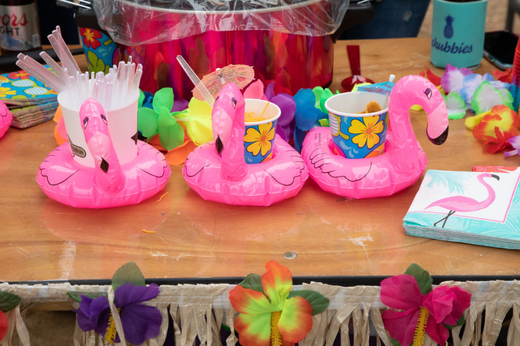 A tasting table at the Casa de Esperanza Young Professional's chili cookoff at Kirby Ice House. (Photo by Meredith Flaherty Photography)