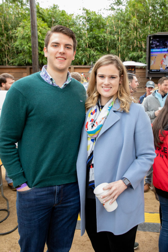 Trevor Walter, Emily Robinson at the Casa de Esperanza Young Professional's chili cookoff at Kirby Ice House. (Photo by Meredith Flaherty Photography)