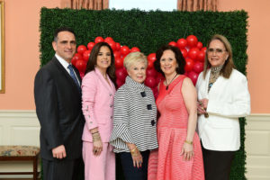 5. Darrell Rosenthal, Caren Rosenthal, Pat Chanon, Franelle Rogers, Joelle Rogers (Photo by Daniel Ortiz)