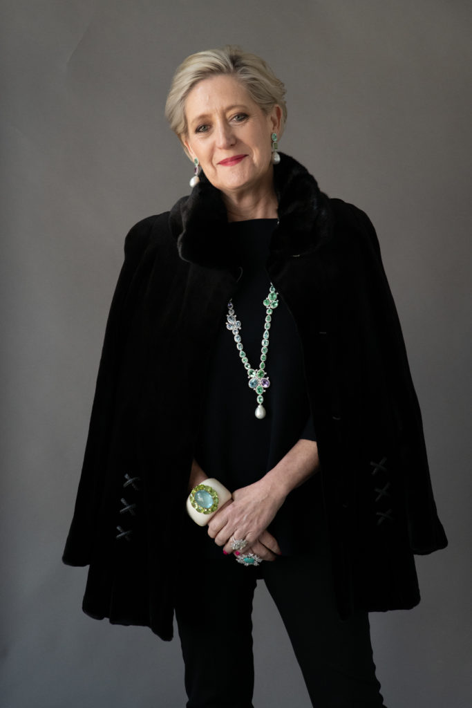 Fourth generation Australian jeweler Margot McKinney swings through Houston on a wave of pearls and colored gemstones.