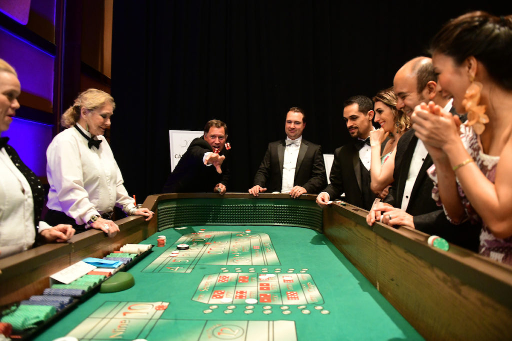 Guests tested their luck at the gaming tables during the 20th anniversary Houston JDRF Promise Ball. (Photo by Daniel Ortiz)