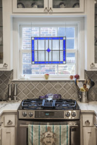 815 Valencia (Photo by Kim Leeson)