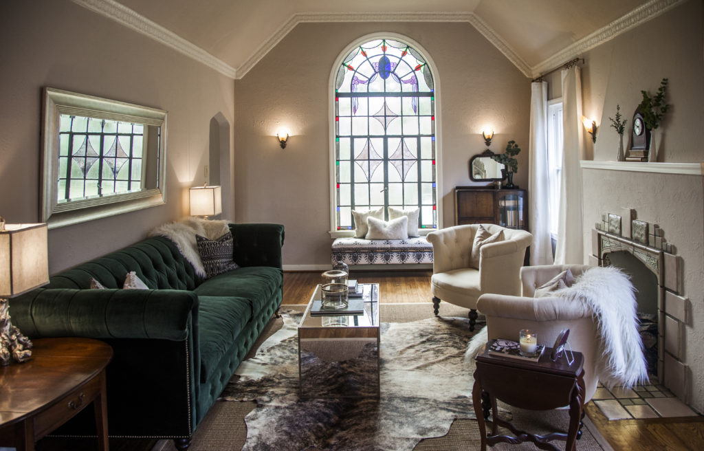 See the interiors of historic homes. (Photo by Kim Leeson)