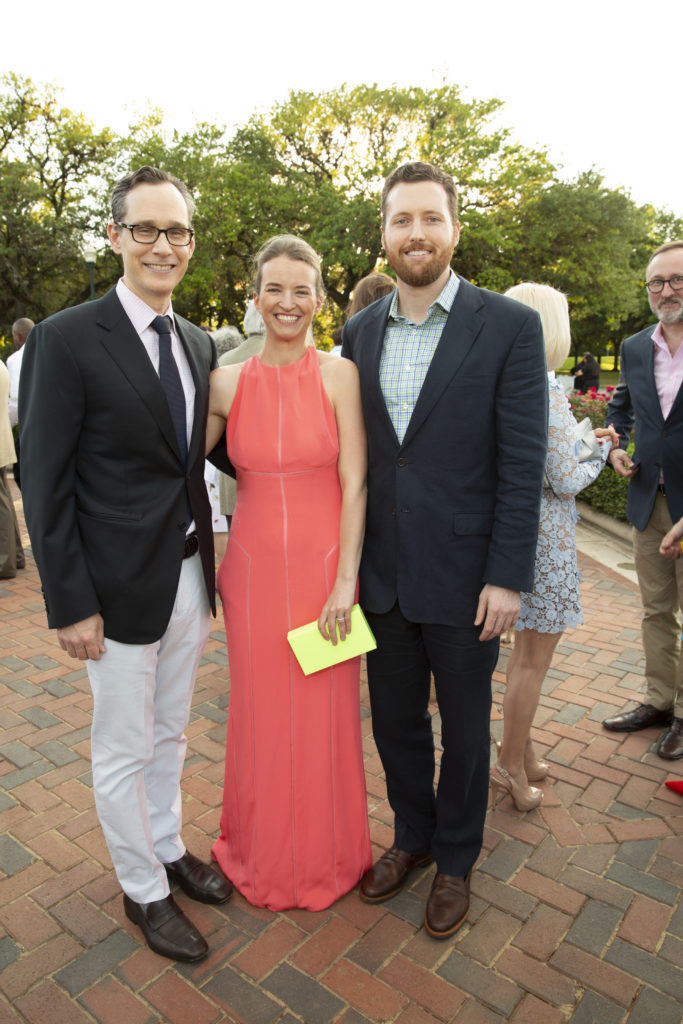 Kevin & Winnie Bonebrake, Wirt Blaffer at the Hermann Park Conservancy Evening in the Park. (Photo by Jenny Antill Clifton)