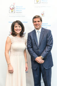 Spirit of Hope Luncheon Chairs Dana O’Brien and Dan Connally (Photo by Daniel Ortiz)