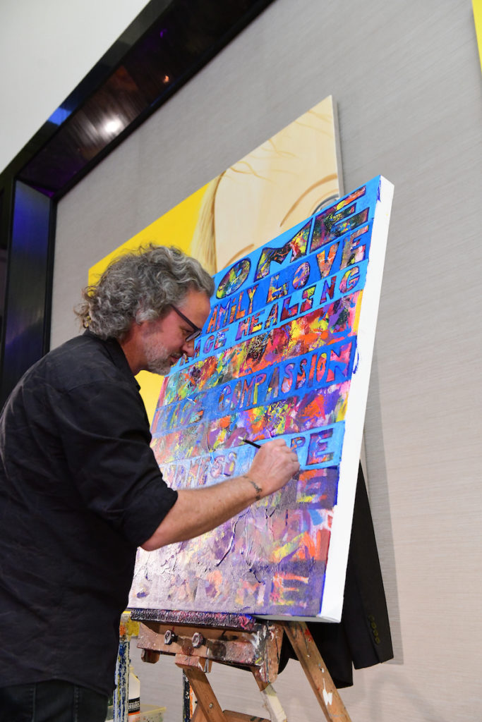 Taft McWhorter painting on the scene at the Nora's Home gala at the Post Oak Hotel.