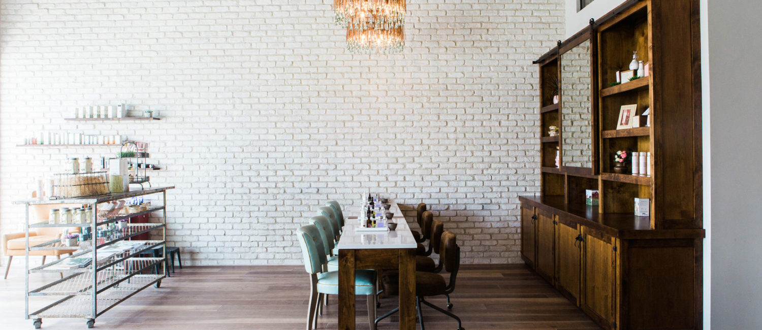 nail salons reopening Vivian’s Boutique Spa