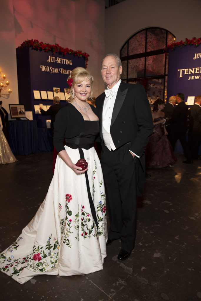 Making a statement in white tie: Whitney & Jim Crane at the 2019 Houston Grand Opera Ball. (Photo by Jenny Antill)