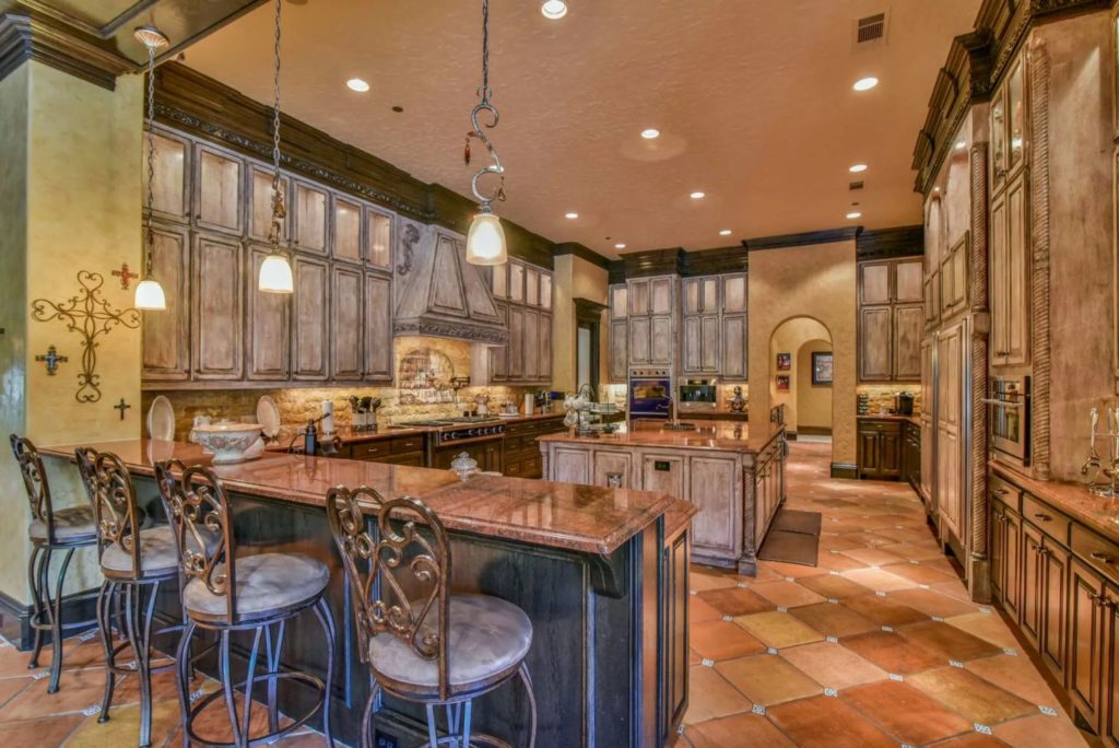 There's just too much going on.  (Photo by Concierge Auctions)