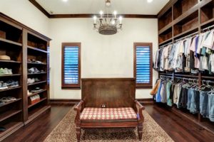 lazy river mansion his closet (Photo by HAR)