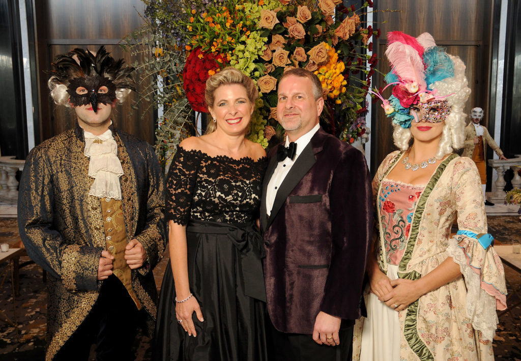 Alley Theatre ball chairs Heide and Doug Shanda. (Photo by Dave Rossman)