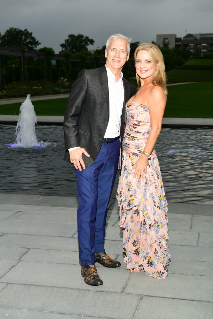 Ken Newberry, Melissa Juneau at the Children's Memorial Hermann event at McGovern Centennial Gardens. (Photo by Daniel Ortiz)
