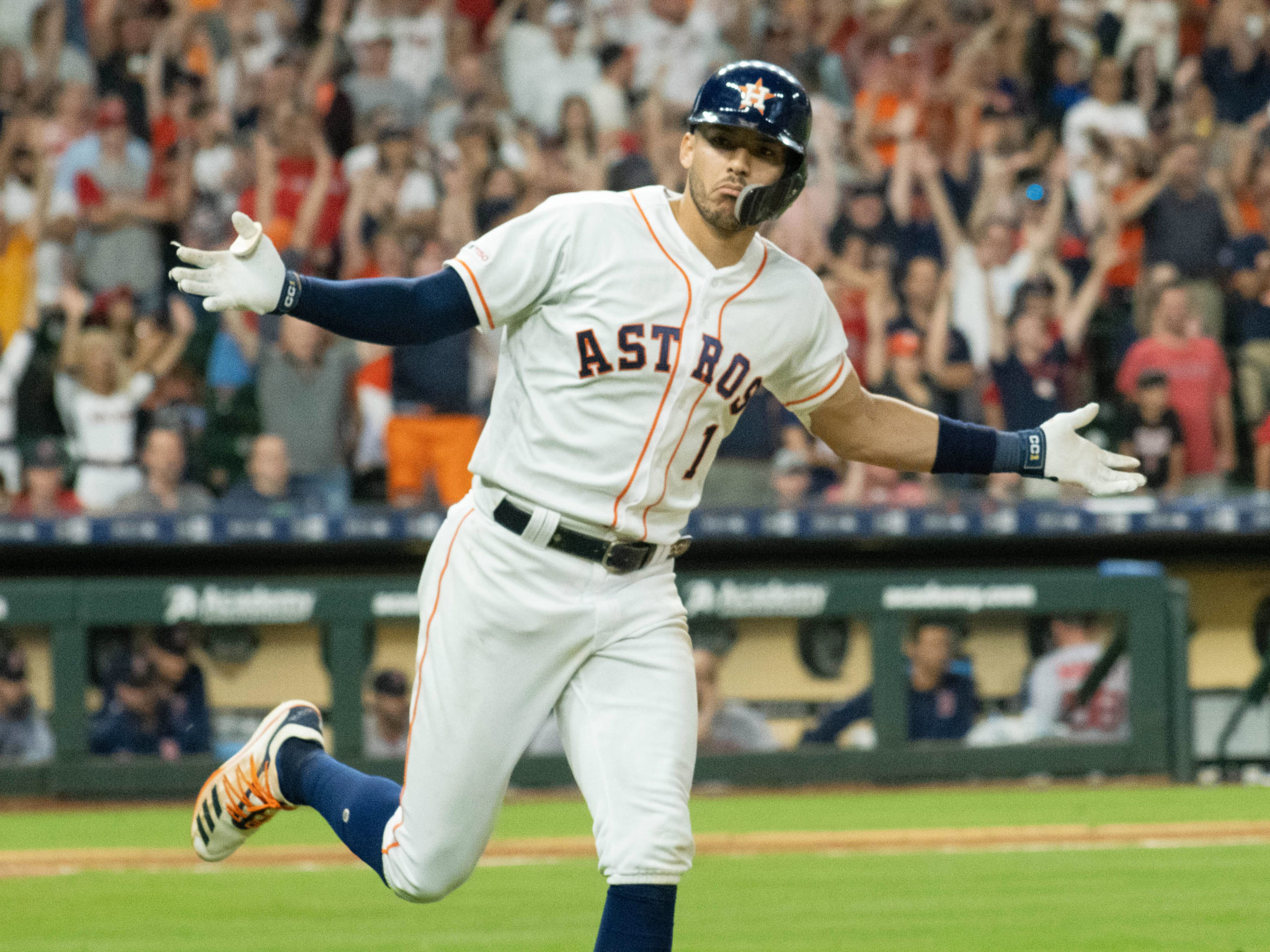 Astros beat Red Sox in ALCS Game 1 as Carlos Correa, Jose Altuve homer