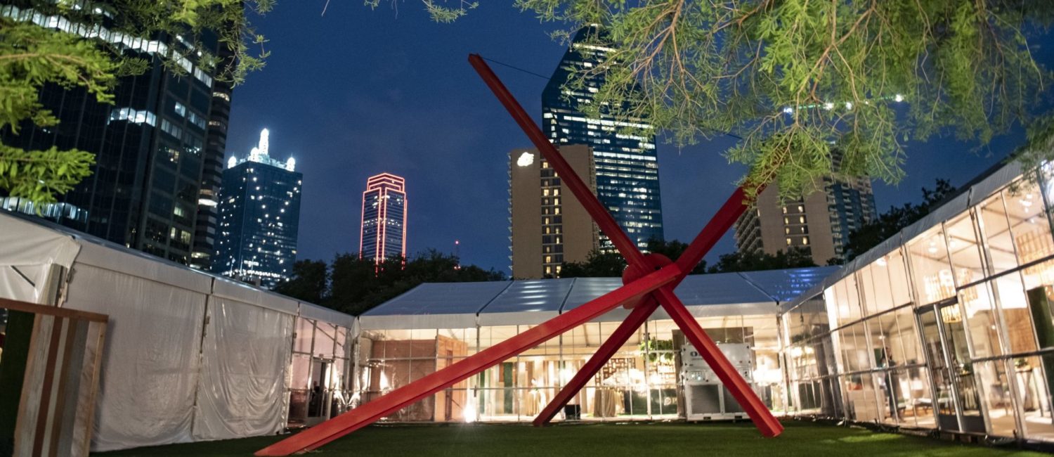 Outside the Dallas Museum of Art’s 2019 Art Ball